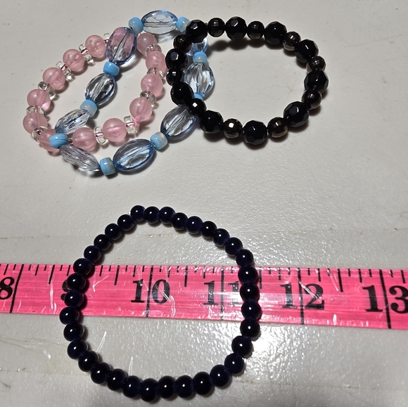Stretchy Beaded Bracelet Lot of 4 - Picture 2 of 2